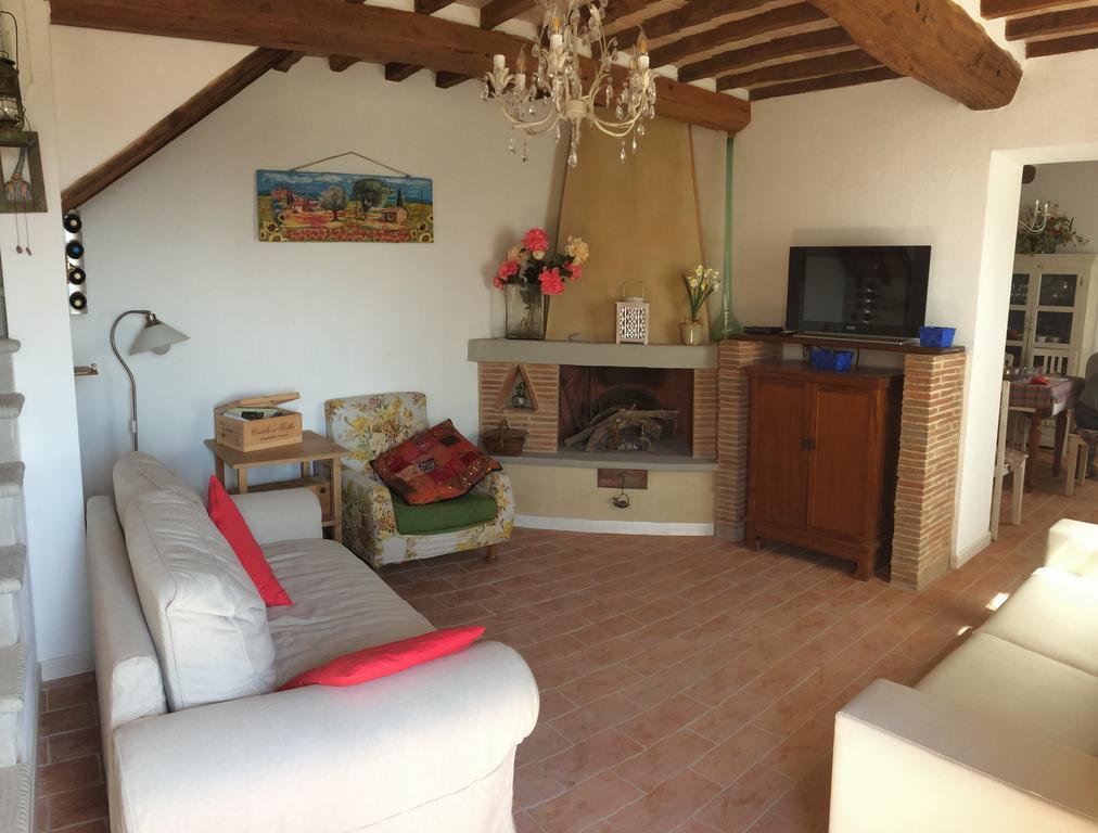 La Casina Delle Rondini Casa de hóspedes Corsanico-Bargecchia Exterior foto